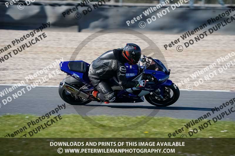 donington no limits trackday;donington park photographs;donington trackday photographs;no limits trackdays;peter wileman photography;trackday digital images;trackday photos